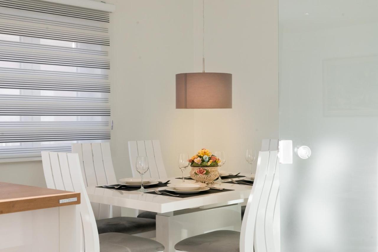 Joy 1 Apartment Новалья Экстерьер фото