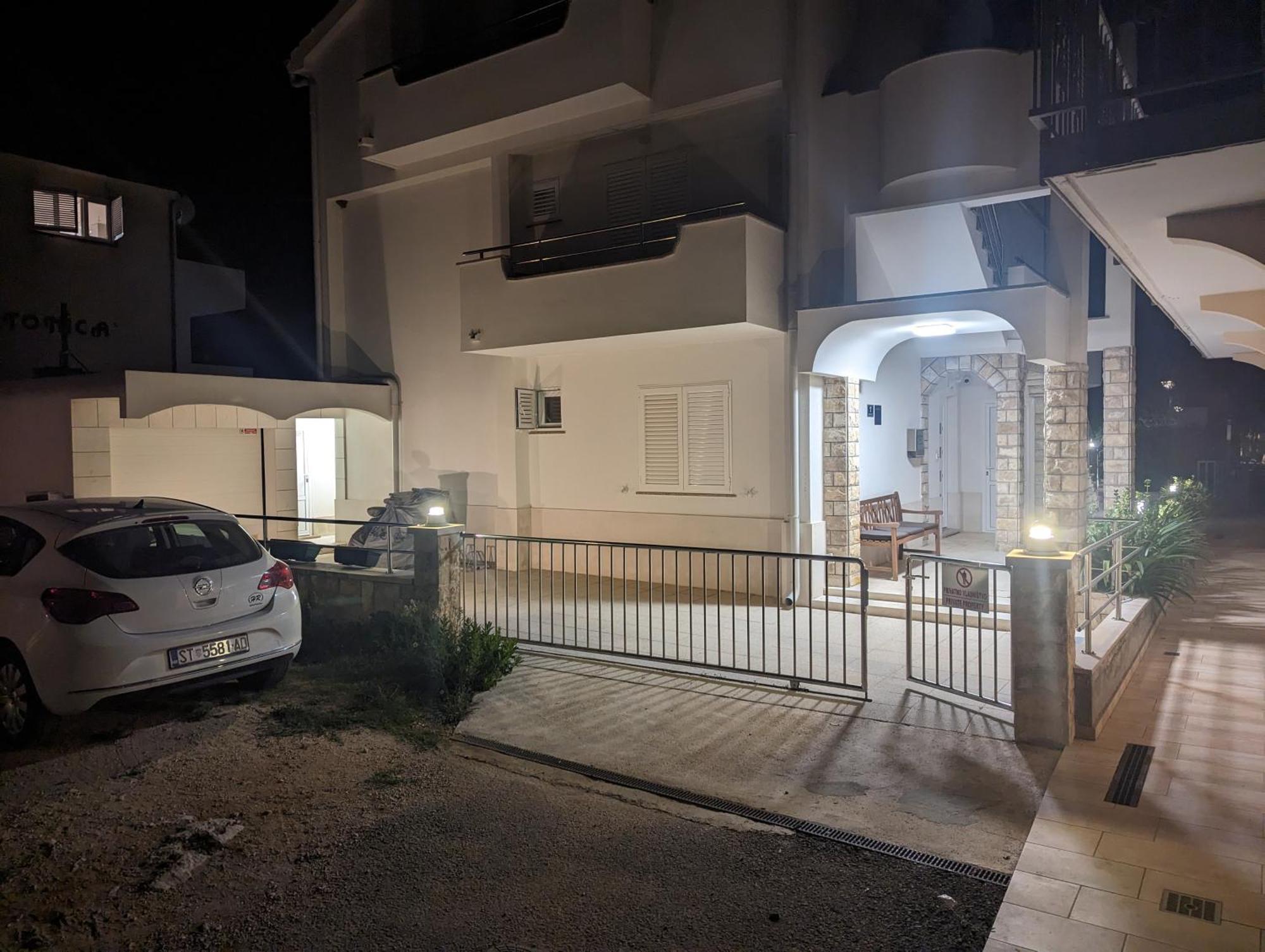 Joy 1 Apartment Новалья Экстерьер фото